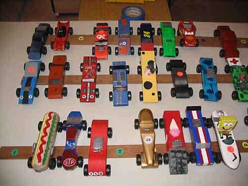 Lot of Cub Scout 2 Grand Prix 2 Partial Pinewood Derby Cars 1622 Space Kit  1694